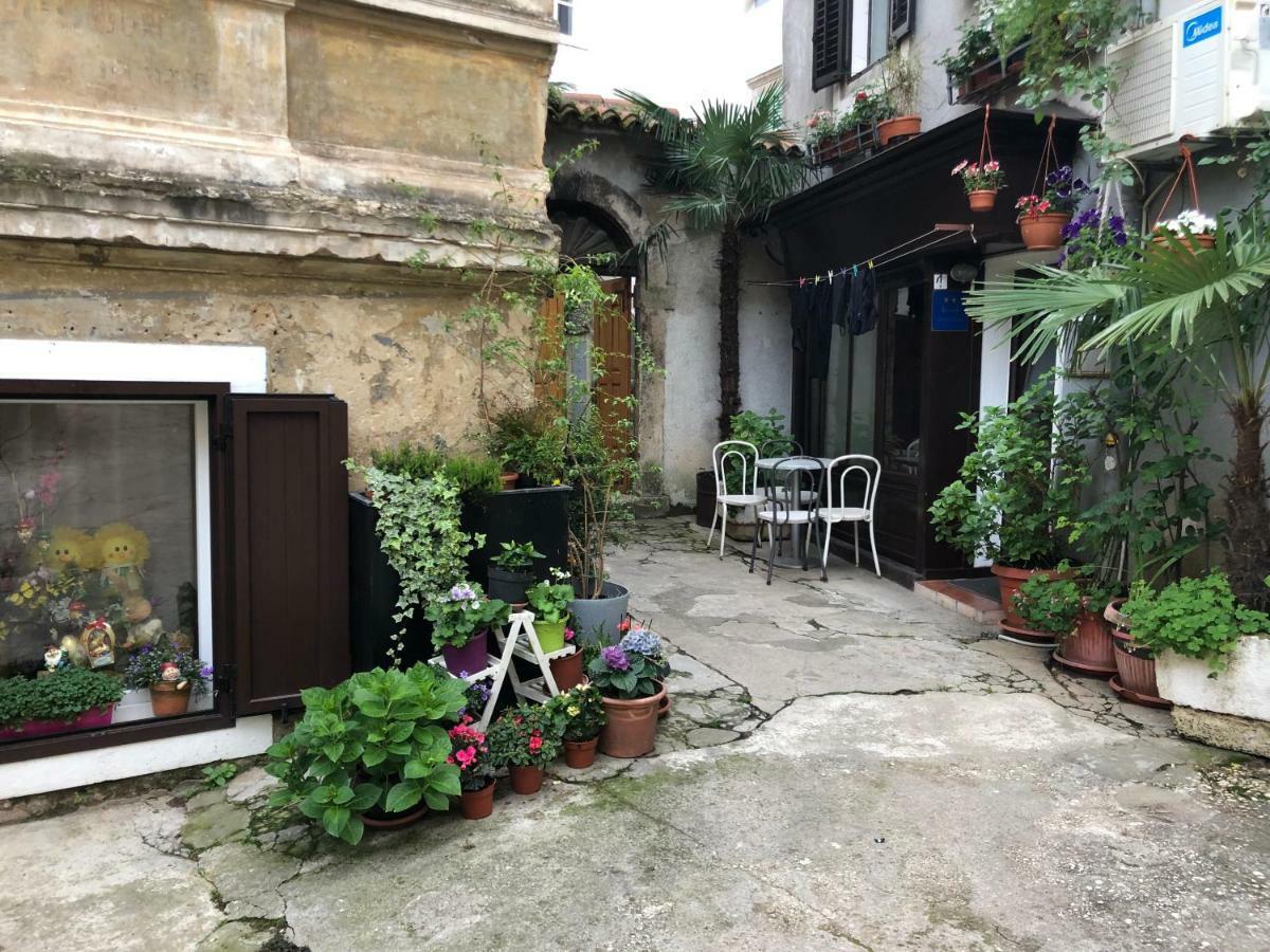 Apartment Saric Lovran Exterior foto